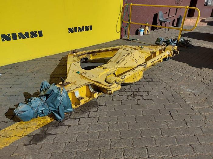 Used B40 Front Differential Casing