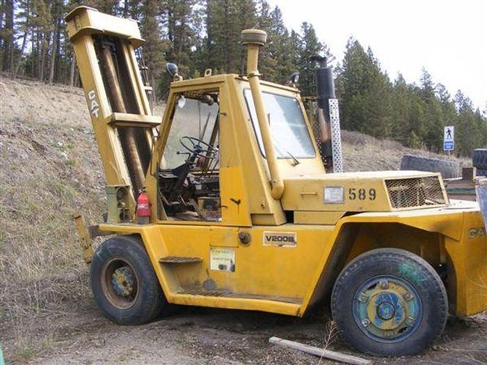 Used Cat V200 Forklift