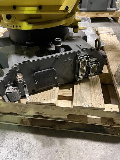 Used FANUC M710iC/70