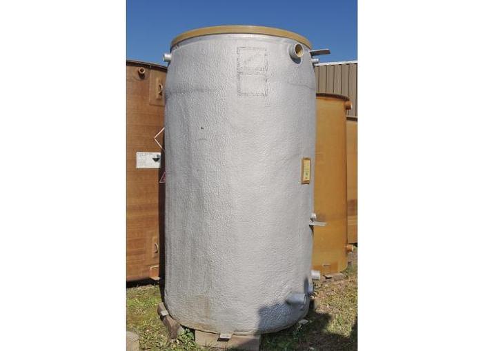 D'occasion USED 875 GALLON TANK, FIBERGLASS