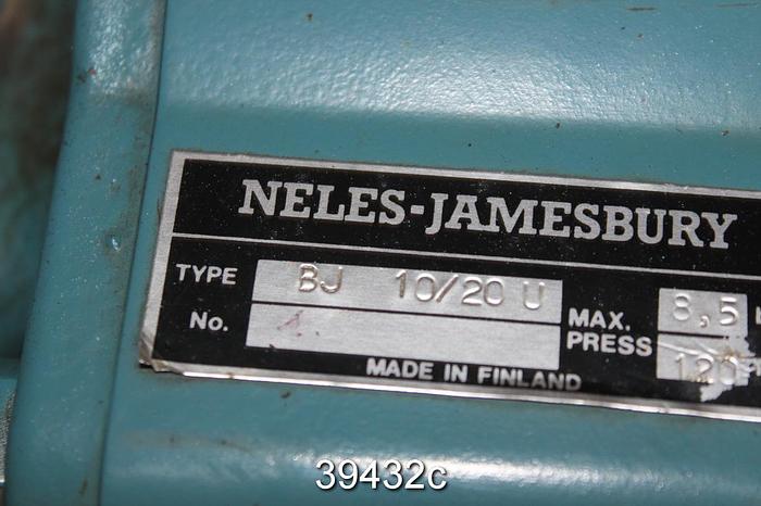 Used Neles Jamesbury 6" Pneumatic Butterfly Valve, L21CMA06PACA #39432