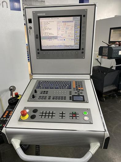 Gebraucht CNC machining centre FEELER HV-32A