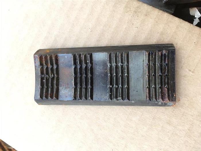 Used Baash-Rosh Du-Long & SDU Rotary Slip Liner Insert - 7613-A-81