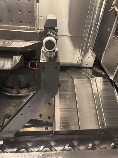 Used Haas EC400 CNC Horizontal Machining Center