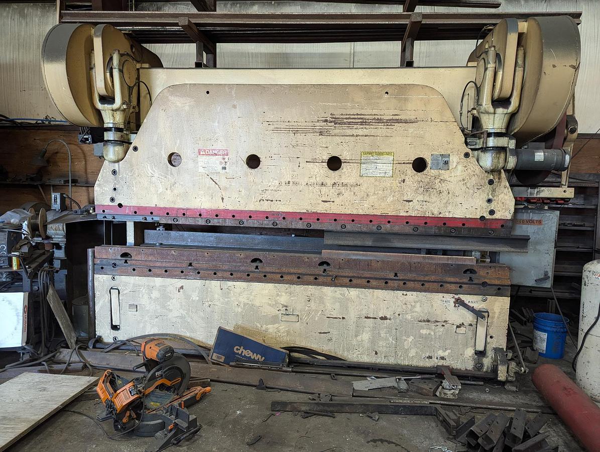 Used Cincinnati 225 Ton Mechanical Press Brake