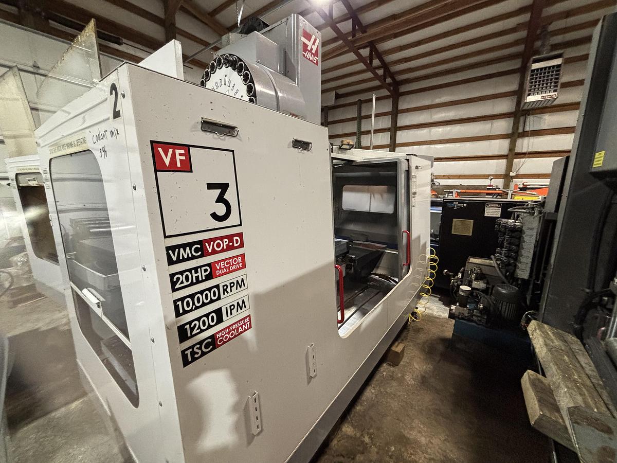 Used 2002 Haas VF3D-APC CNC Machining Center 