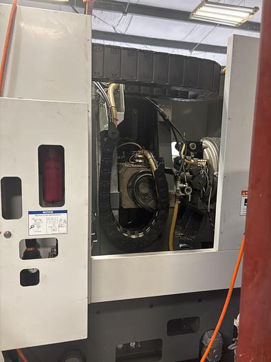 Used Haas EC400 CNC Horizontal Machining Center