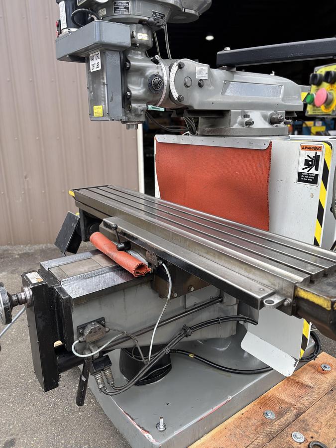 Used Bridgeport Series II CNC 3 Axis Vertical Mill