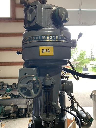 Used Cincinnati 1D Toolmaster Vertical Mill