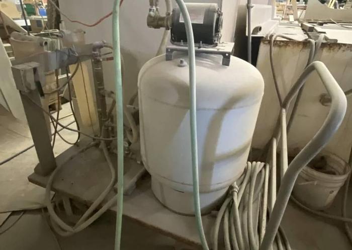 Used 2004 FLOW Integrated Flying Bridge CNC Waterjet