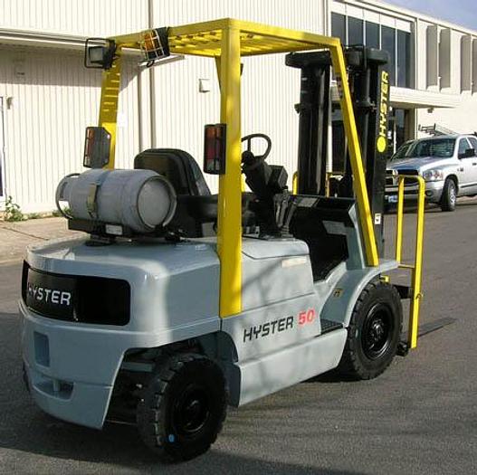Used 1997 Hyster X-50 Propane gas & triple stage mast