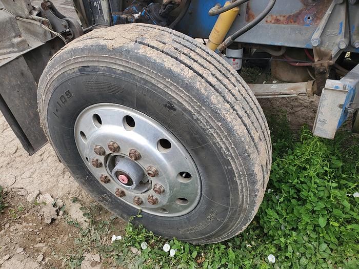 Used 1990 Peterbilt w/ New Holland 1051 Stack Retriever