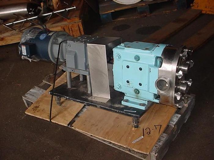 Used 2.5" WAUKESHA CHERRY-BURRELL POSITIVE DISPLACEMENT PUMP - S/S