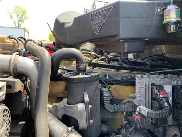 Used 2013 CATERPILLAR CT660L