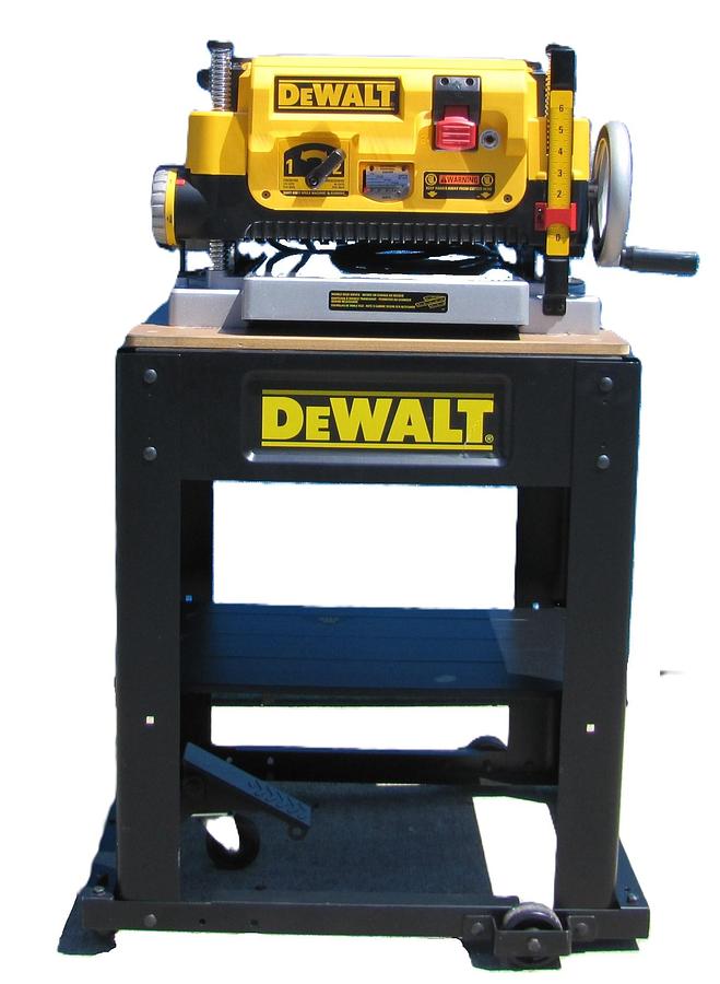 Used DEWALT DW735 13" Three Knife 2-Speed Thickness Planer With Workbench 120V