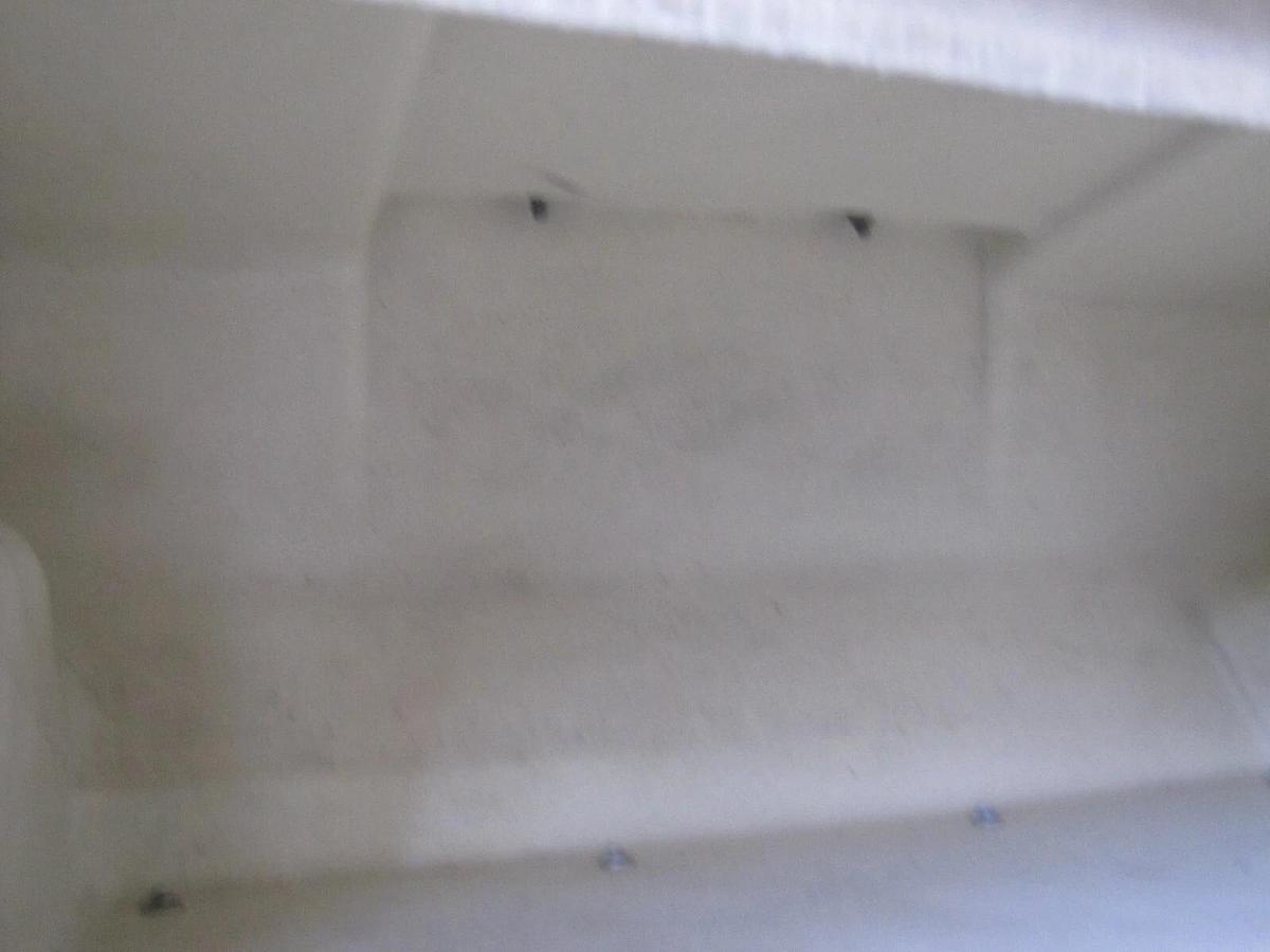 Used Tennant 41870 Trash Hopper Assy For 140 Floor Sweeper 140E