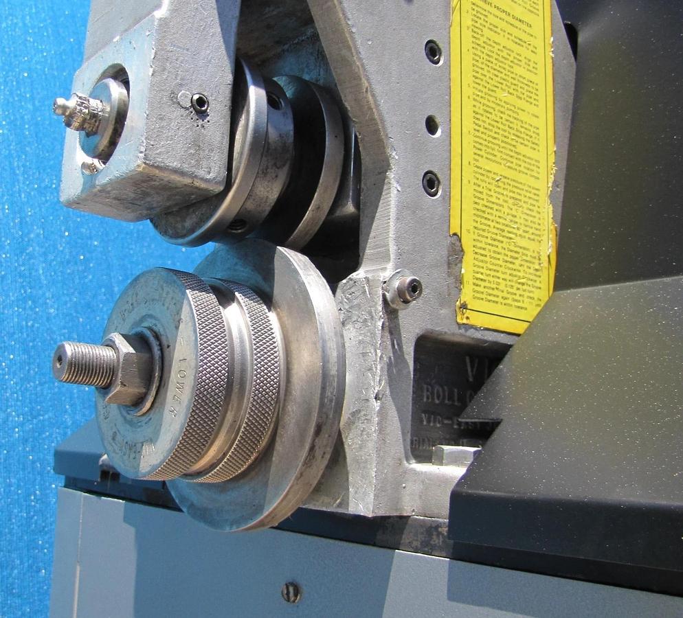 Used Victaulic VE-262 Hydraulic Pipe Groover 2" to 16" Pipe Grooving Machine 230V 1PH