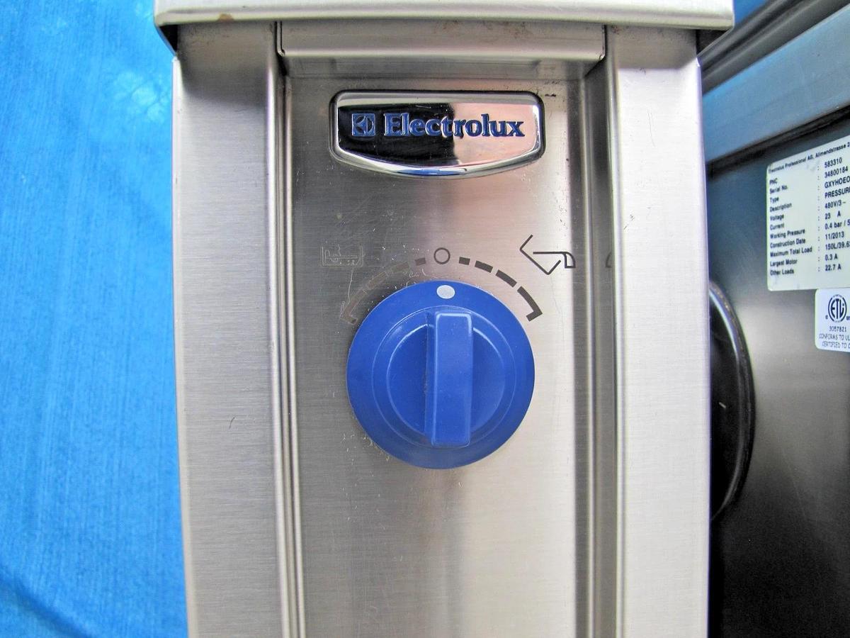 Used Electrolux 40 Gallon Pressure Bratt Tilt Braising Pan 9CHG583310 480V 3 Phase #1