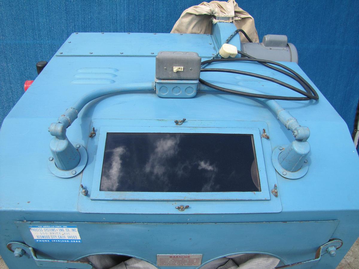 Used Process Systems Sand Blast Blasting Cabinet with Dust Bag Collector New Gloves