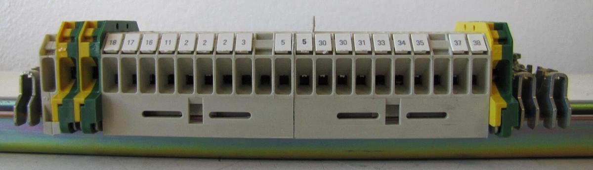 Used Siemens DIN Rail Terminal Strip Block with Ground and 18” Mounting Rail