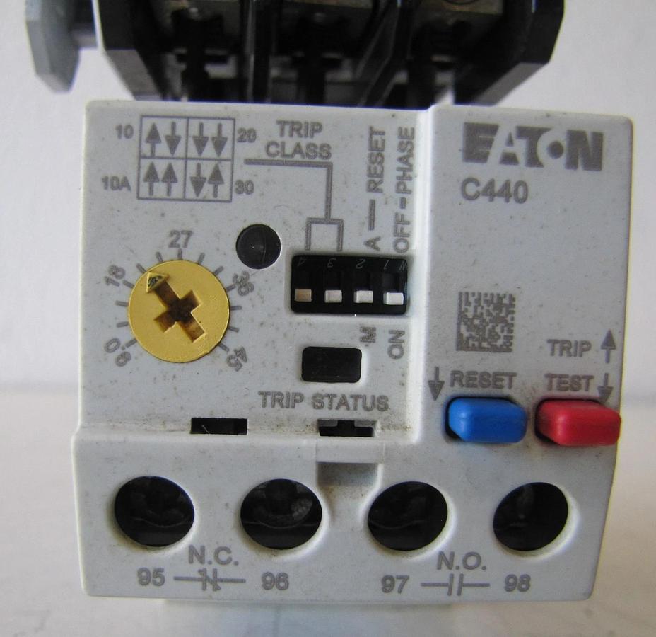 Used Eaton 50A Motor Starter Contactor C25DRE350 3-Pole 600V with 110V Coil