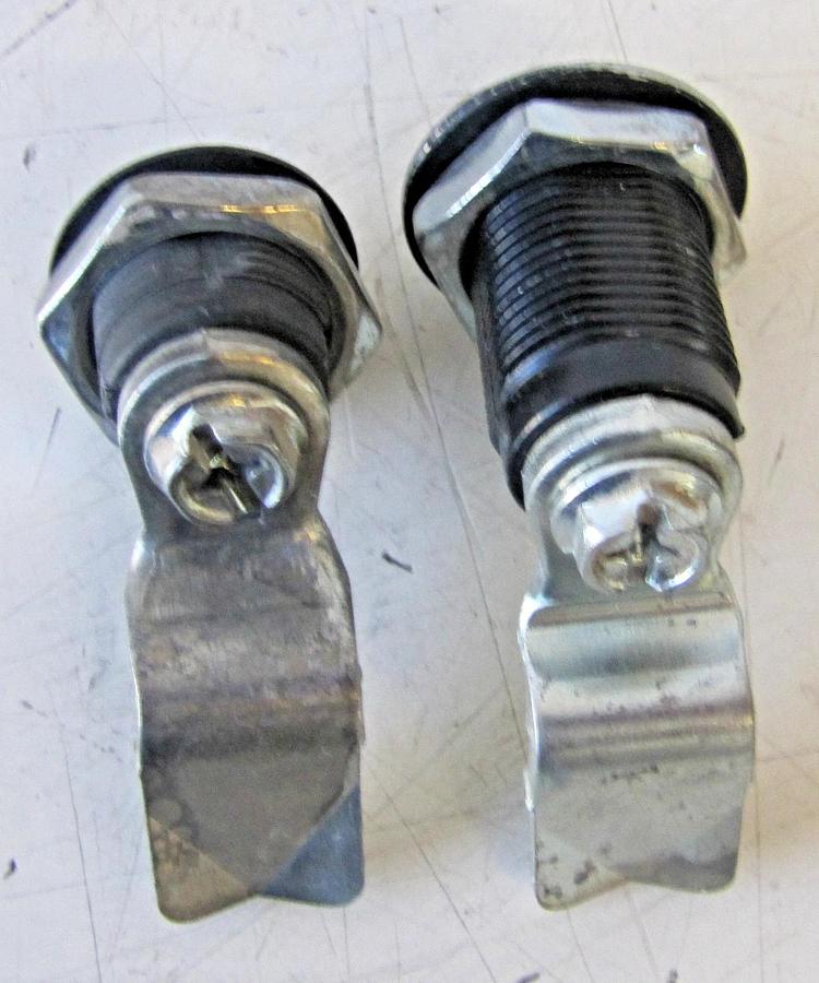 Used Lot of 10 Heavy Duty Industrial CompAir Door Cam Locks