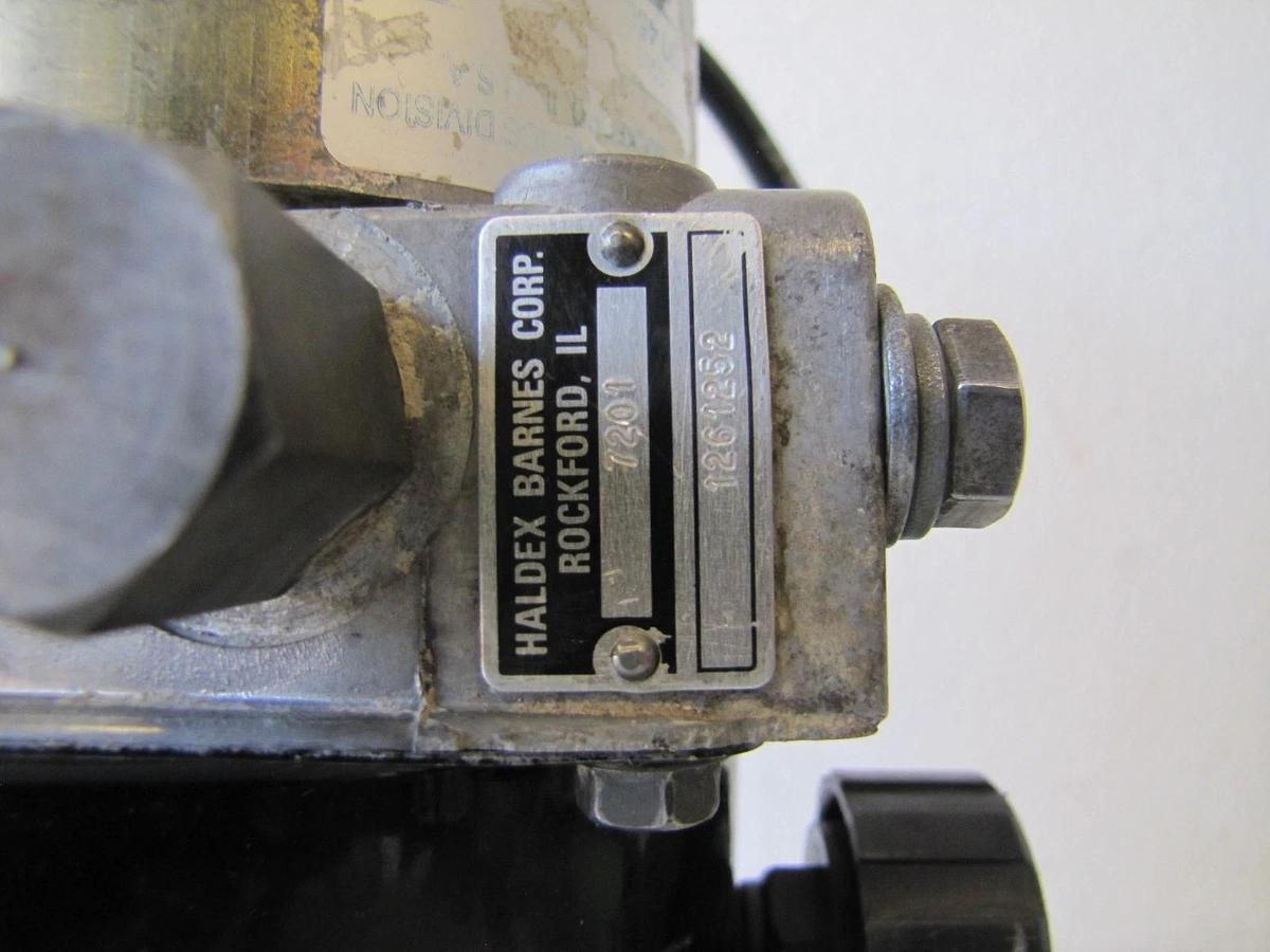 Used Haldex Barnes 12V DC Hydraulic Pump 3/4 Gallon Tank 2500 PSI 12 VDC