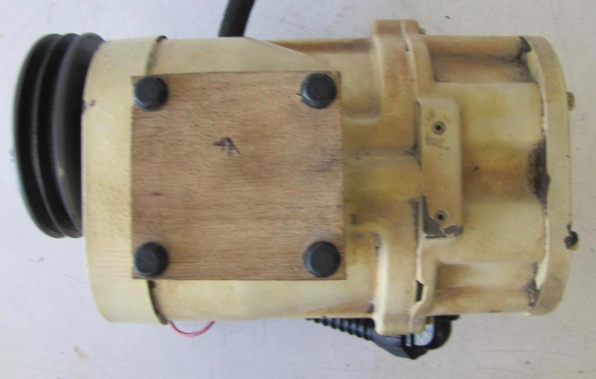 Used Ingersoll Rand Airend Pump 39248117 for 10 HP Rotary Screw Compressor SSR-EP10