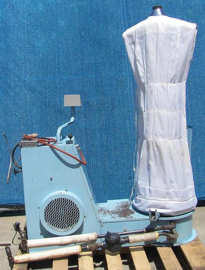 Used Cissell FFCD Dress Garment Form Finisher Steam Dry Cleaning Suzy Susie