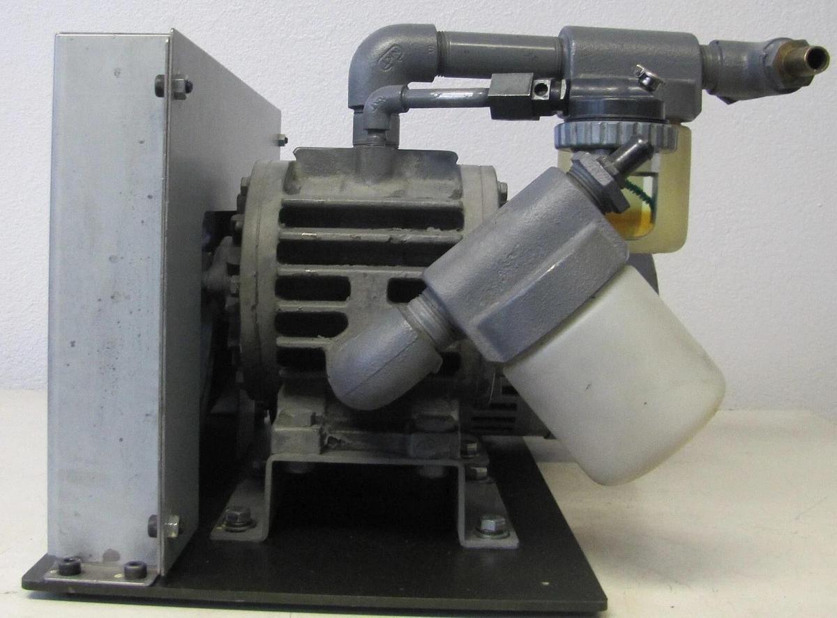 Used Super Line Vacuum Pump 550W Motor Welch Type 220V