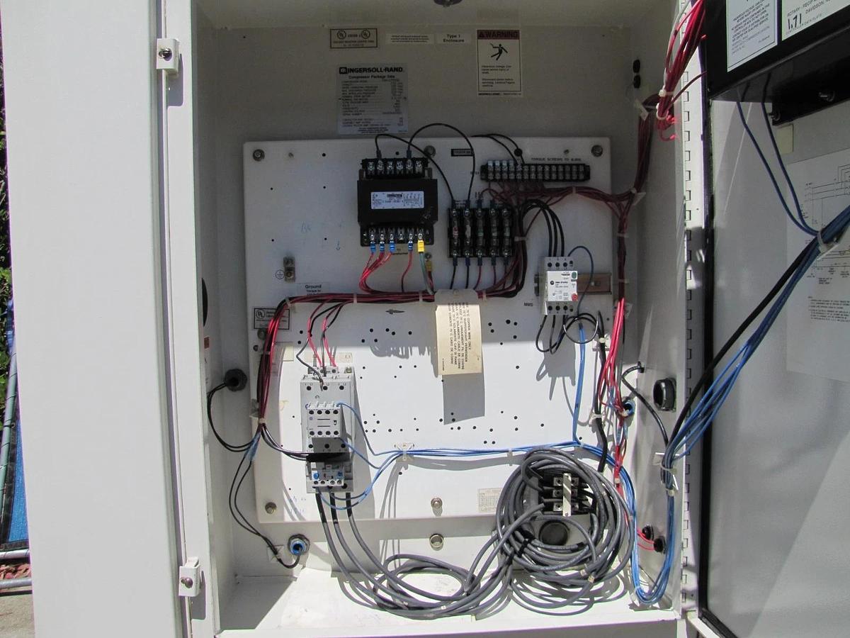 Used Ingersoll Rand SSR-EP50SE 50HP Rotary Screw Air Compressor 460V 3PH 215 CFM