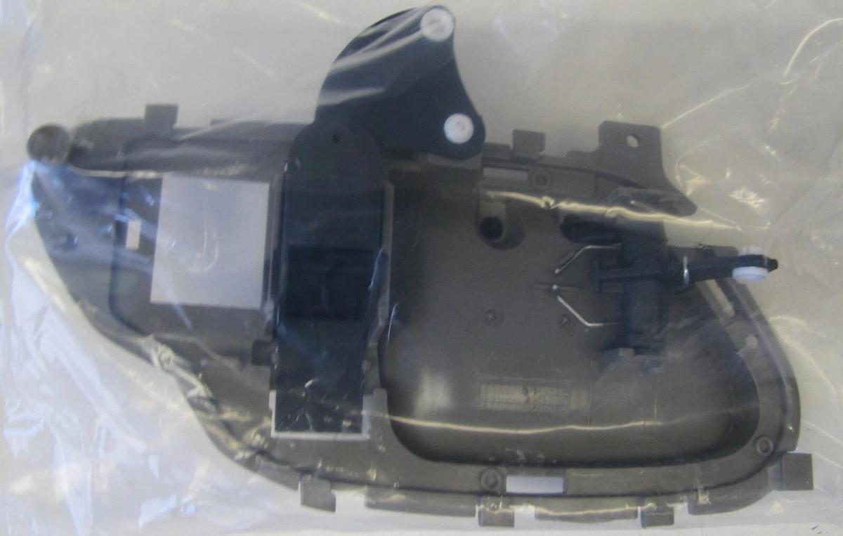 Used Kool Vue Interior Door Handle HUGM2576GRH for 1997 Chevy 3500 Truck