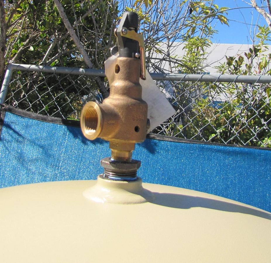 Used Ingersoll Rand 120 Gallon Air Receiver Tank w/ Filter Oil Separator & Regulator