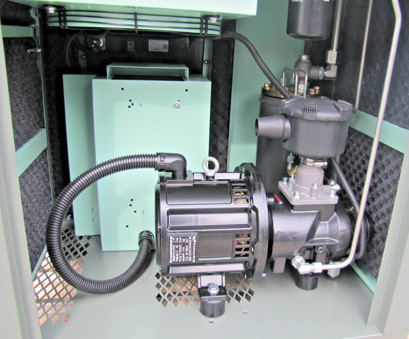 Used 2026 Maximus 10 HP Rotary Screw Air Compressor VFD 230V Single Phase 80 G TanK