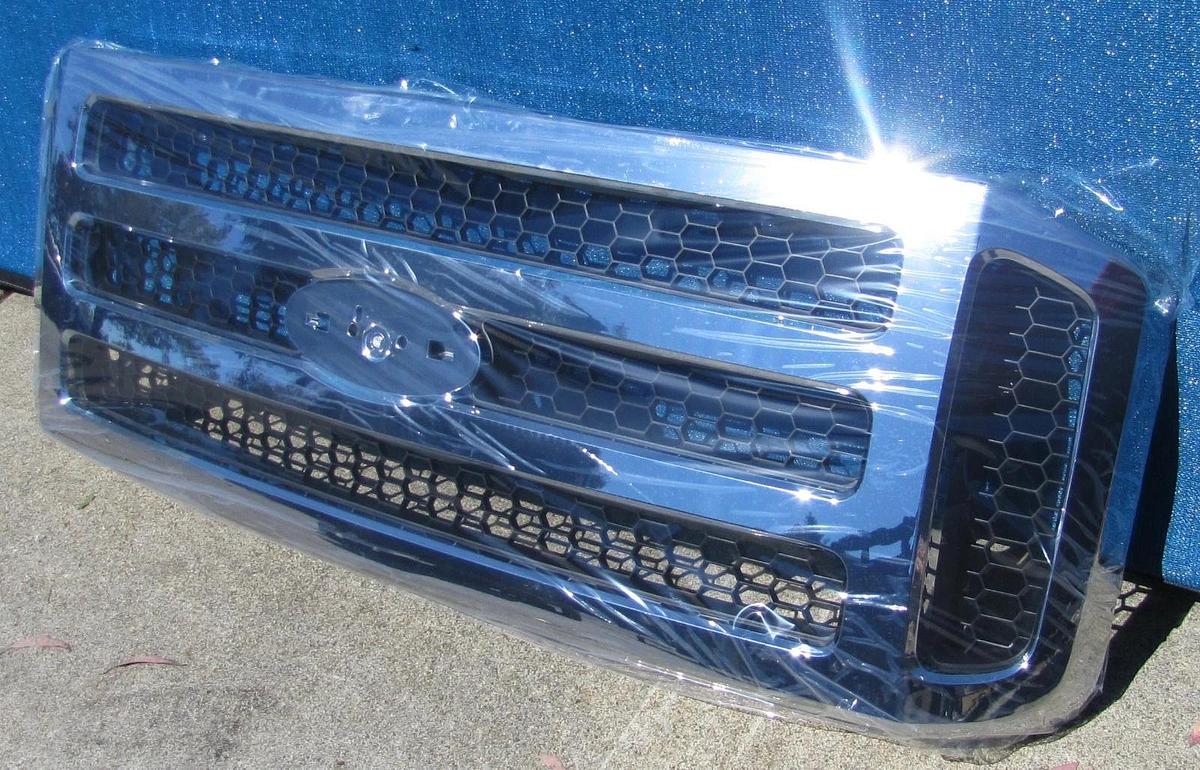 2005 2006 2007 Ford F150 F250 F350 Super Duty Front Grille