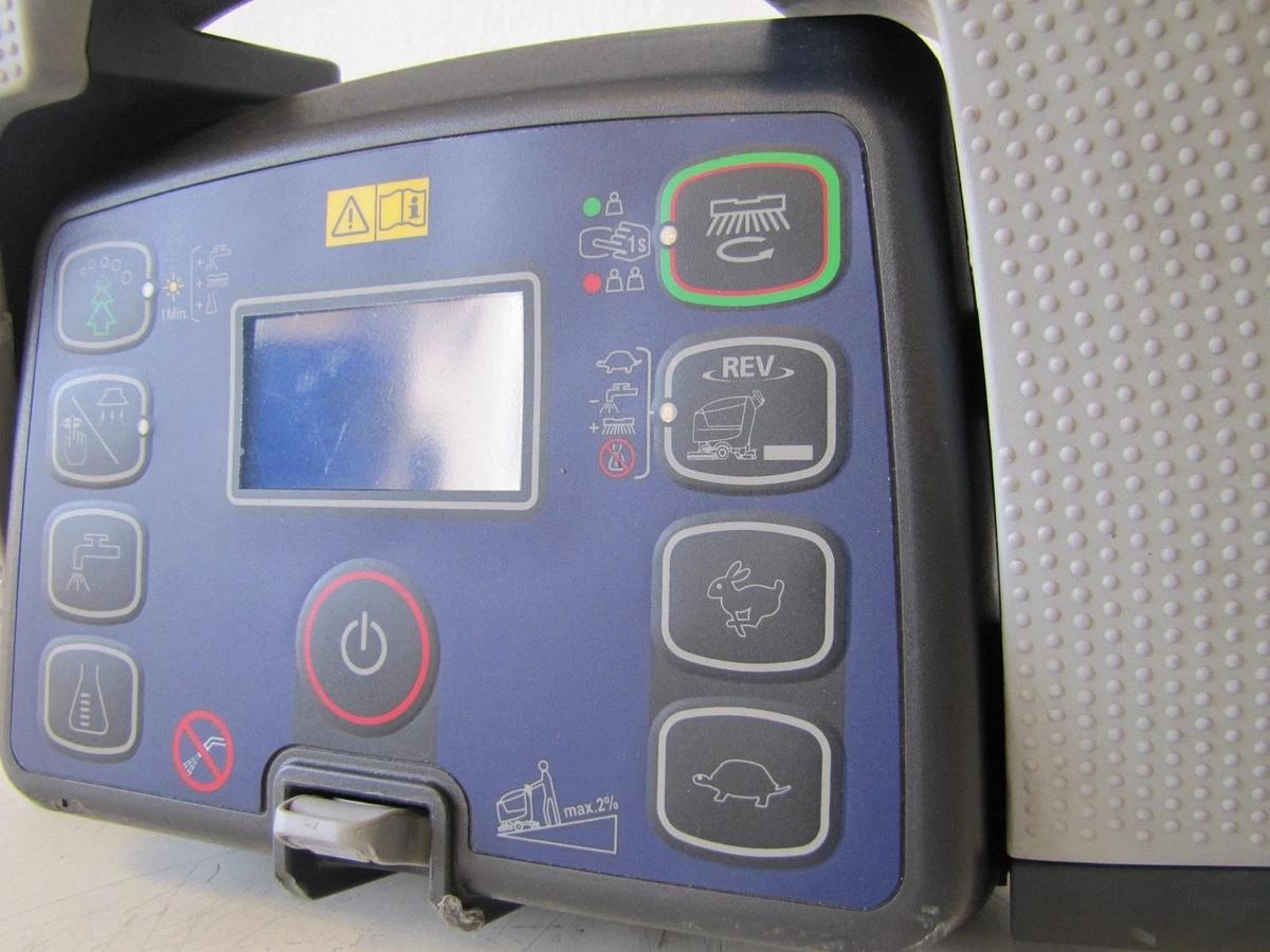 Used Nilfisk Advance Paddle Dashboard Control 9100000842 9100000846 Scrubber SC500
