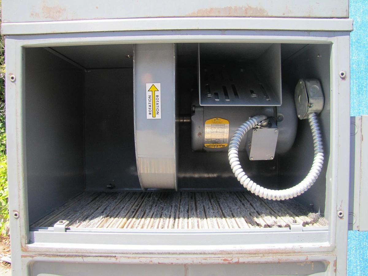 Used Torit 84 Dust Collector Air Filtration Unit 3 HP Baldor Blower Motor 230V 3 Ph