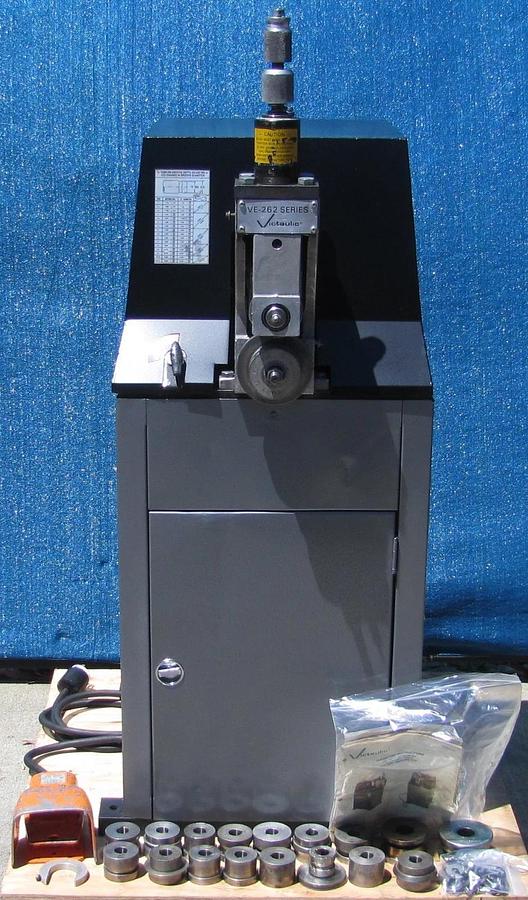 Used Victaulic VE-262 Hydraulic Pipe Groover 2" to 16" Pipe Grooving Machine 230V 1PH