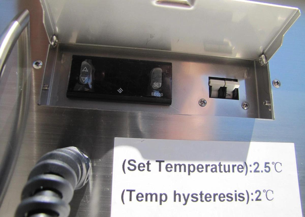 Used Chowbotics Sally01 Fresh Meal Salad Food Refrigerated Vending Machine AS IS 120V