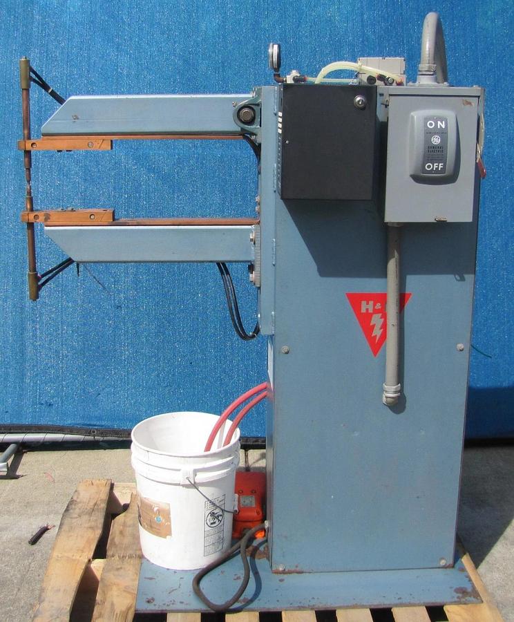 Used H&H 35 KVA Rocker Arm Resistance Spot Welder 24" Throat 230V 1 Phase w/ Coolant