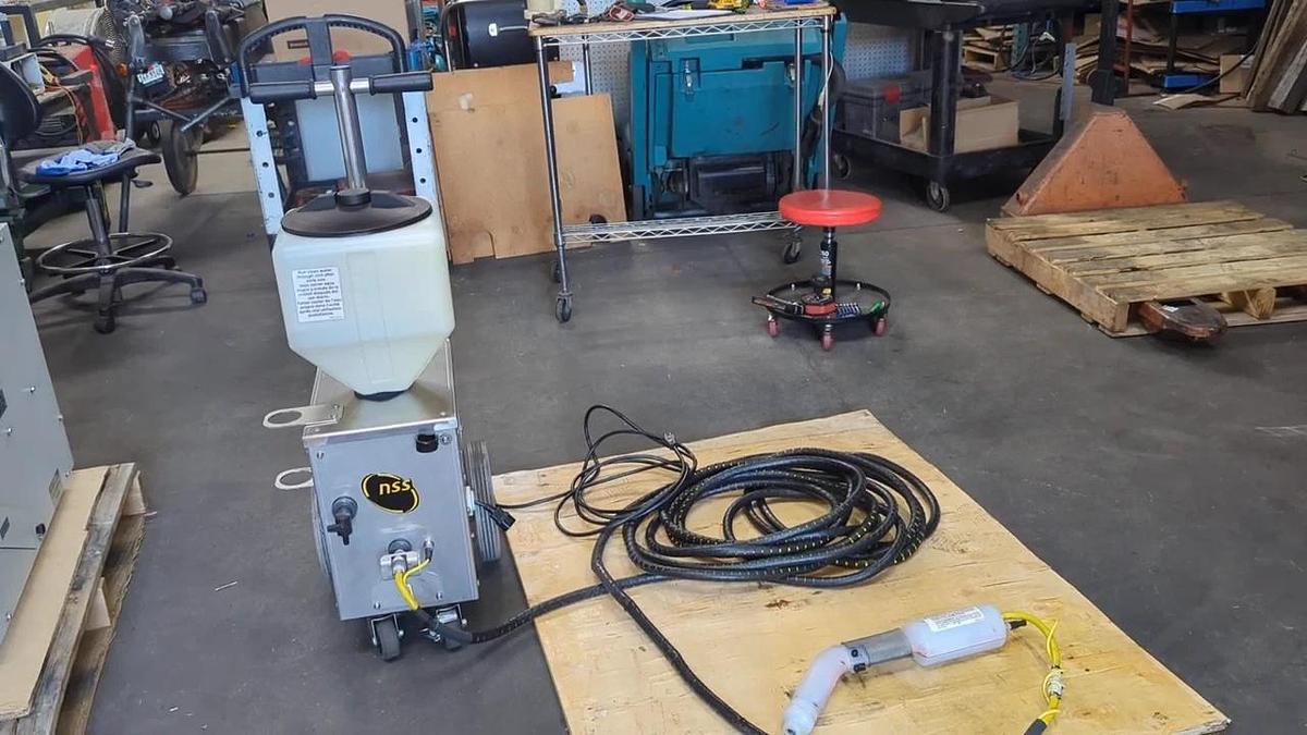 Used NSS Electro Mist 4B 4 Gallon Cordless Electrostatic Disinfectant Sprayer  #2