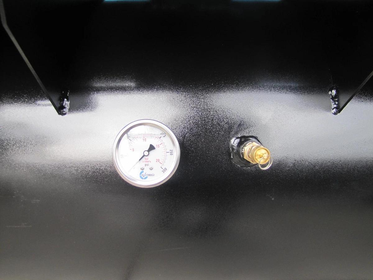 Used 2026 Maximus 10 HP Rotary Screw Air Compressor VFD 230V Single Phase on 60G Tank