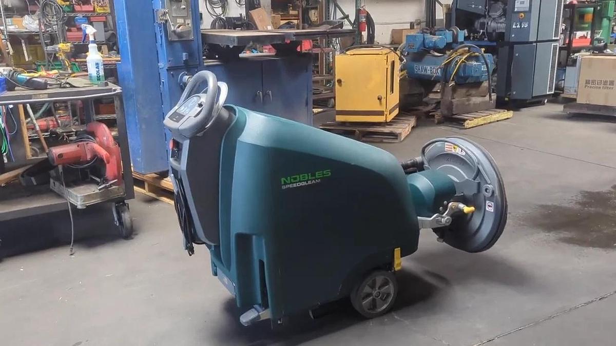 Used Tennant Nobles SpeedGleam SG5 20in Floor Burnisher 36 VDC Battery Only 144 Hrs!