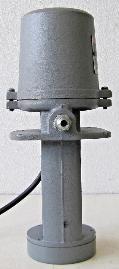 Used Wei Industries Strong Coolant Pump 1/8 HP 230V 3 Phase Lathe Machine Shop Tool