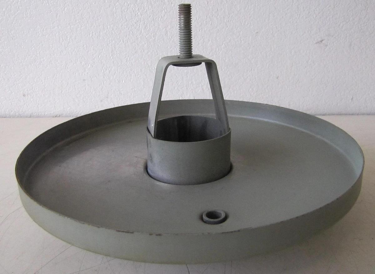 Used Ford Air filter Holder Genuine OEM Part for Engine Model LSG-8751-6005-A