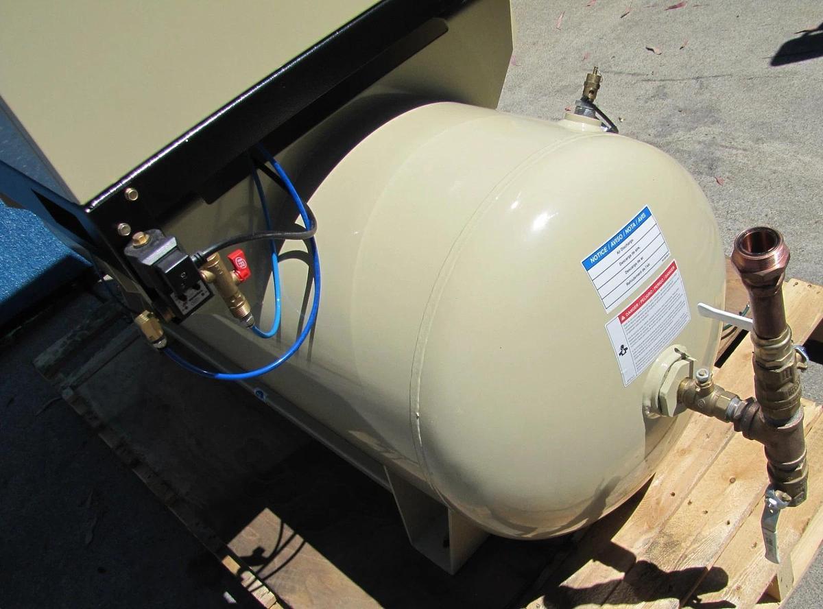 Used Ingersoll Rand R7.5 Nirvana VSD 10HP Rotary Screw Air Compressor 80 Gallon Tank