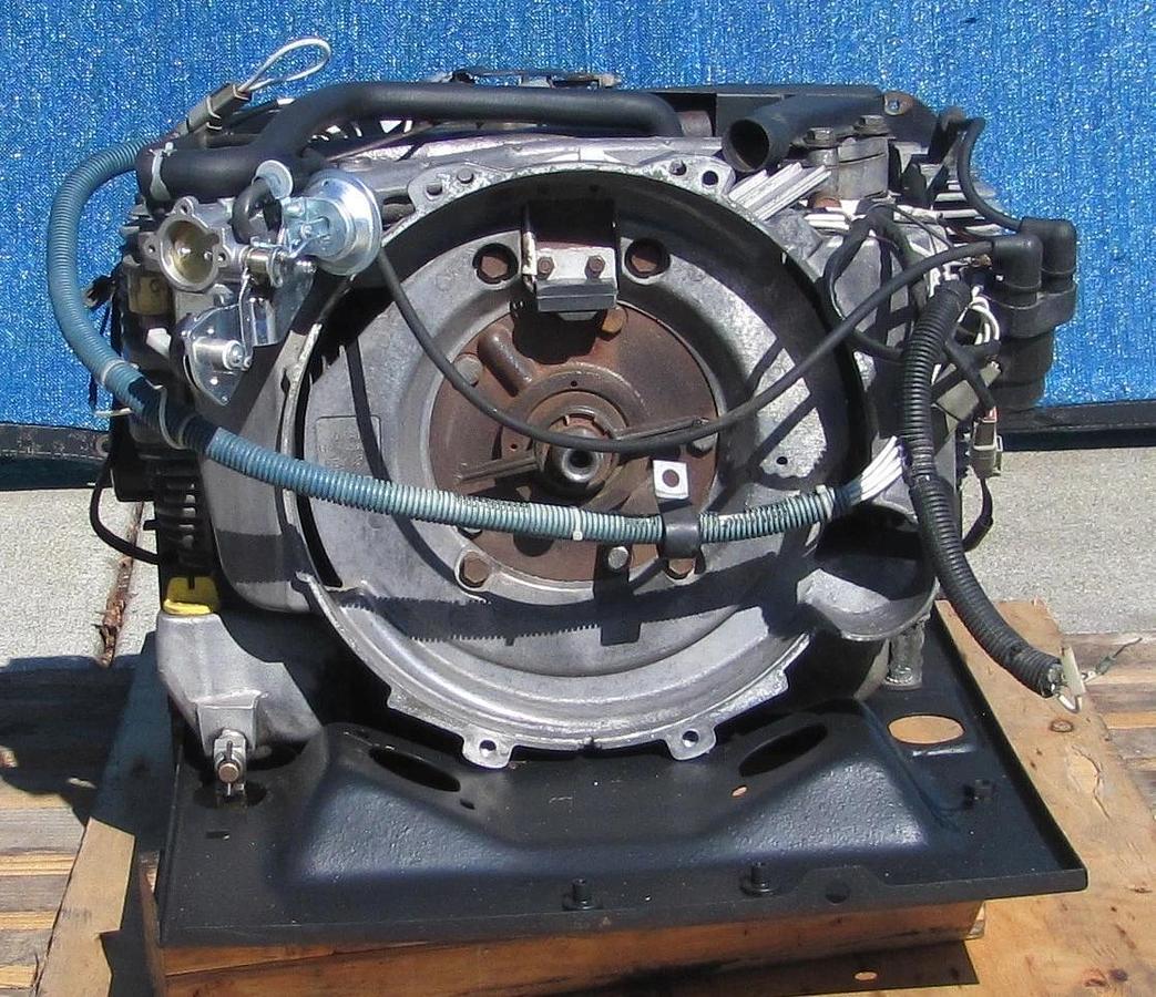 Used Onan Commercial Gasoline Engine 1800 RPM Off RV Generator 6.5NHDFB30502M W/ Carb