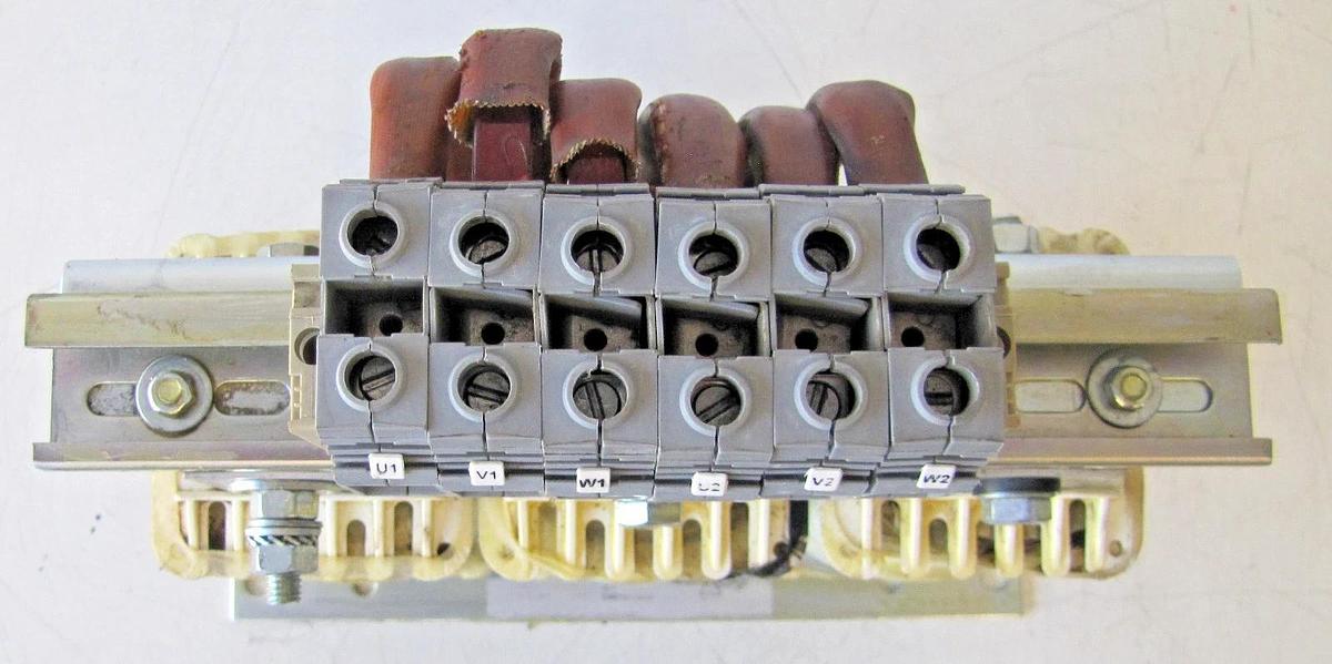 Used KEB 20.DR.B18-3341 Electrical Transformer DDUR3940 90A 500V 50Hz Class F