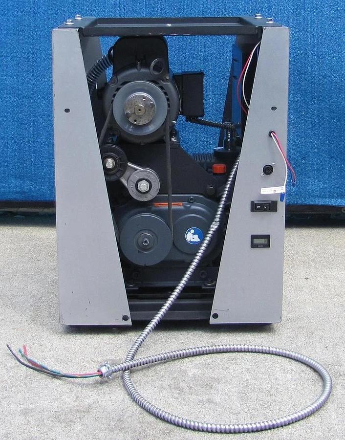 Used Midmark PowerVac Busch Dental Vacuum Pump MM 1104 B 029-3713-01 AS IS