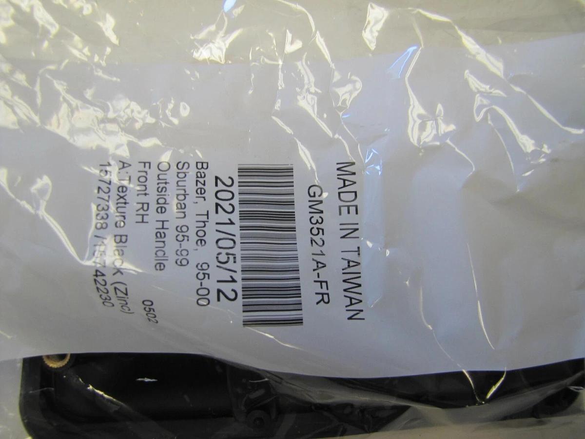 Used Kool Vue Exterior Door Handle HUGM3521AIR for 1997 Chevy 3500 Truck